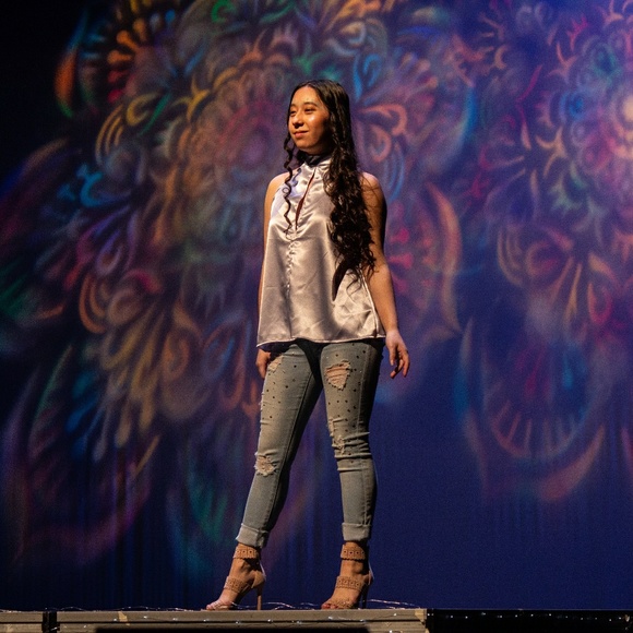 Meet your Posher, Jenna - Picture 1 of 1